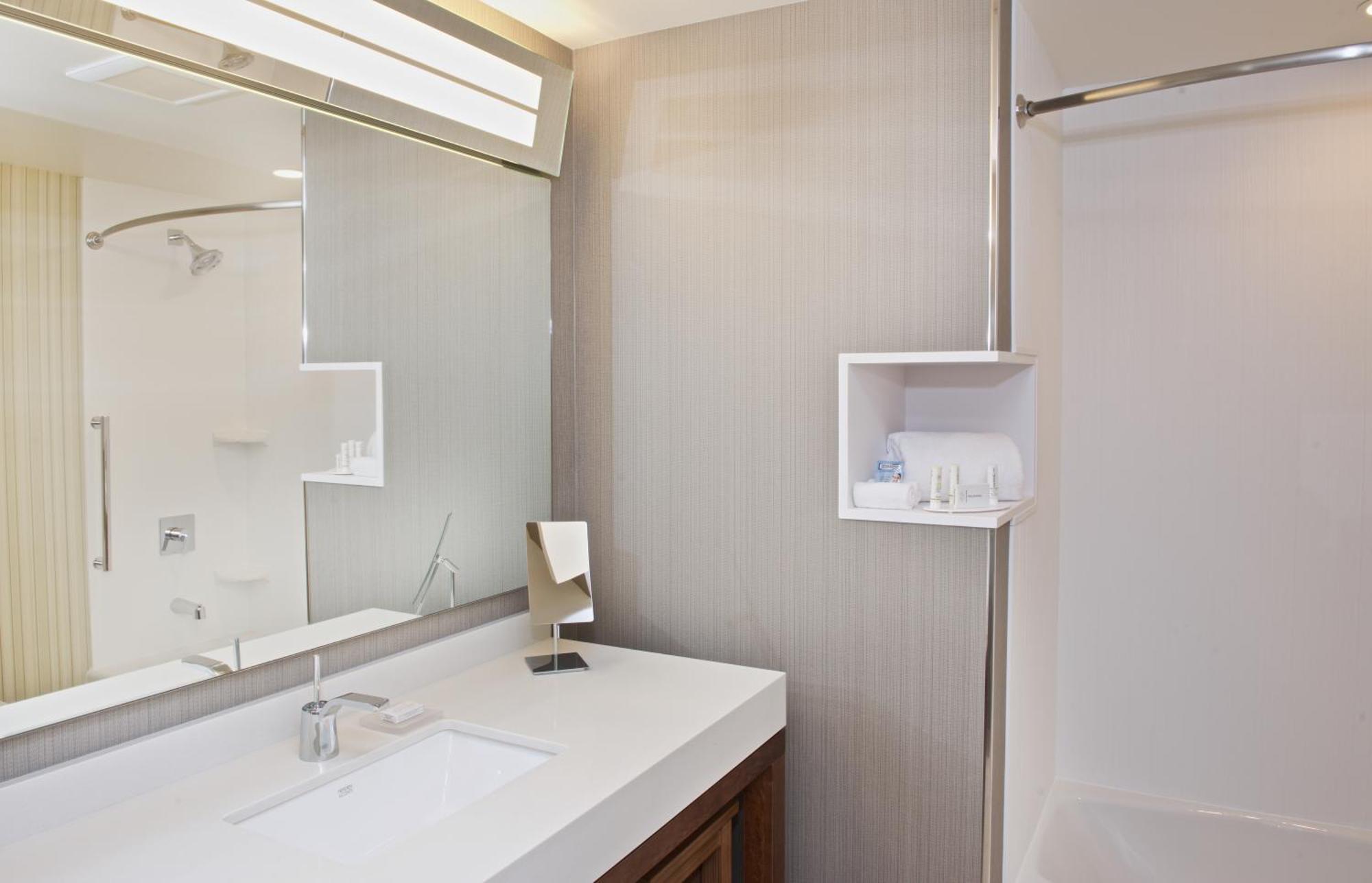 Courtyard By Marriott Seattle Everett Downtown Zewnętrze zdjęcie