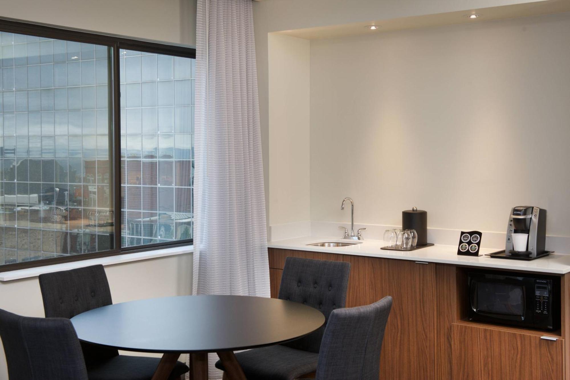 Courtyard By Marriott Seattle Everett Downtown Zewnętrze zdjęcie